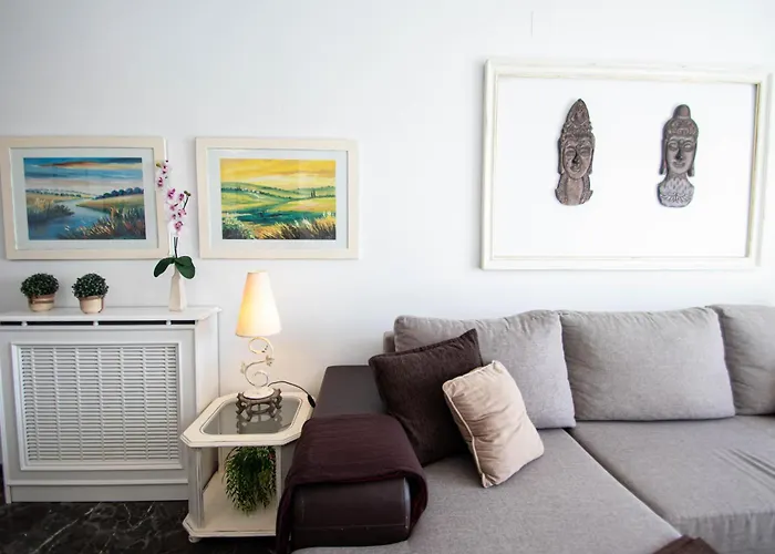 Luna Apartment